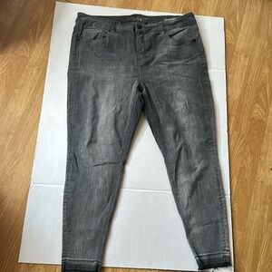 Melissa McCarthy Seven7 Raw  Skinny Jeans Plus Size 20W Washed Black/Gray Denim